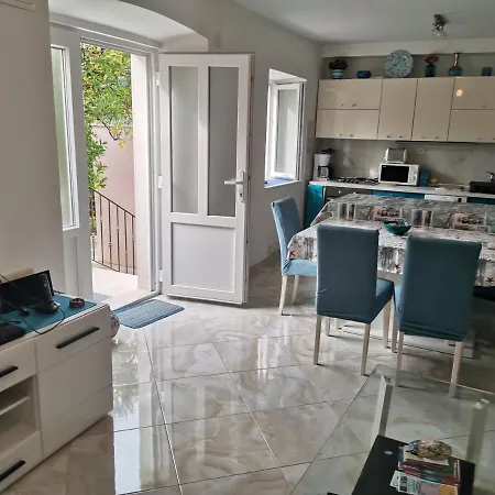 Beautiful 3-bed In Mali * Zaton (Dubrovnik-Neretva)