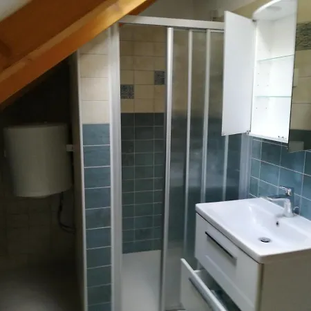 Lovely 3-bed In Mali * Zaton (Dubrovnik-Neretva)