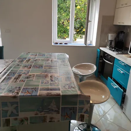 Beautiful 3-bed In Mali *