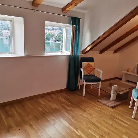 Lovely 3-bed In Mali *